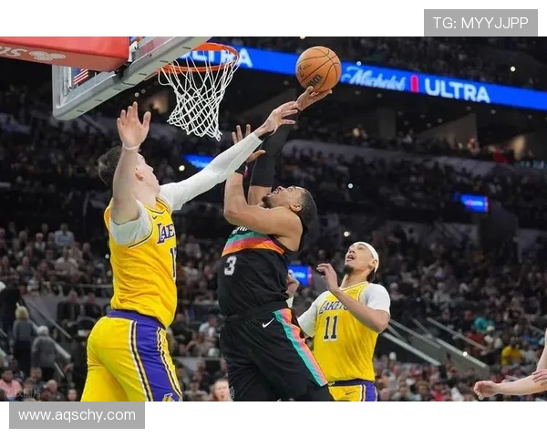 东契奇三分如雨狂砍38分赢球