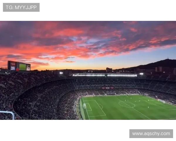 TA:诺坎普球场施工进展缓慢,也因噪音遭到周围居民的指责